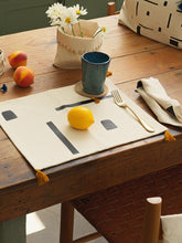 Load image into Gallery viewer, Crescent Placemats (Set)