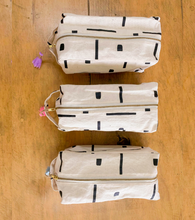 Load image into Gallery viewer, eelo dopp kit
